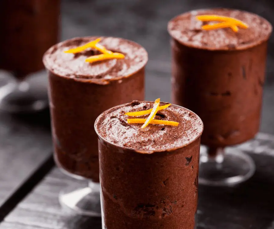 NYE Canepés