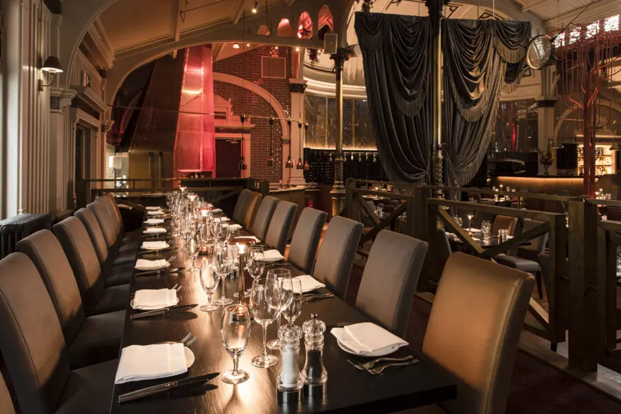 Host Private Midweek Lunches for Large Events